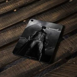 The Justice League (2017) Batman Poster Apple IPad Pro Skin 9 The Justice League (2017) Batman Poster Apple IPad Pro Skin -Skinit Store batman justice league ipad pro 11in 2018 2019 skin 1628525303 SKNJLSNDR06IPRO11 PR 04