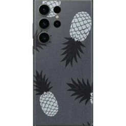 Black And White Pineapples Galaxy S23 Ultra Skin