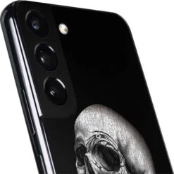 Alchemy Carta Blackbloods Bones Galaxy S22 Skin -Skinit Store blackbloods bones galaxy s22 skin 1646266055 SKNALCHMY01GLXY22 PR 03