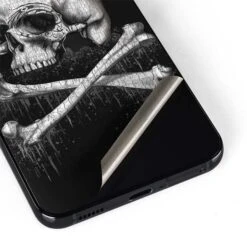 Alchemy Carta Blackbloods Bones Galaxy S22 Skin -Skinit Store blackbloods bones galaxy s22 skin 1646266055 SKNALCHMY01GLXY22 PR 04