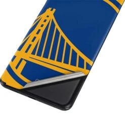 NBA Golden State Warriors Large Logo Galaxy S21 5G Skin 19 NBA Golden State Warriors Large Logo Galaxy S21 5G Skin -Skinit Store golden state warriors large logo galaxy s21 5g skin 1613625666 SKNNBAHAM10GLXY21 PR 04