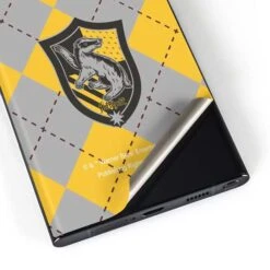 Wizarding World Harry Potter Hufflepuff Crest Galaxy S23 Ultra Skin -Skinit Store hufflepuff house crest galaxy s23 ultra skin 1681131041 SKNHRYPTR18GXY23U PR 03