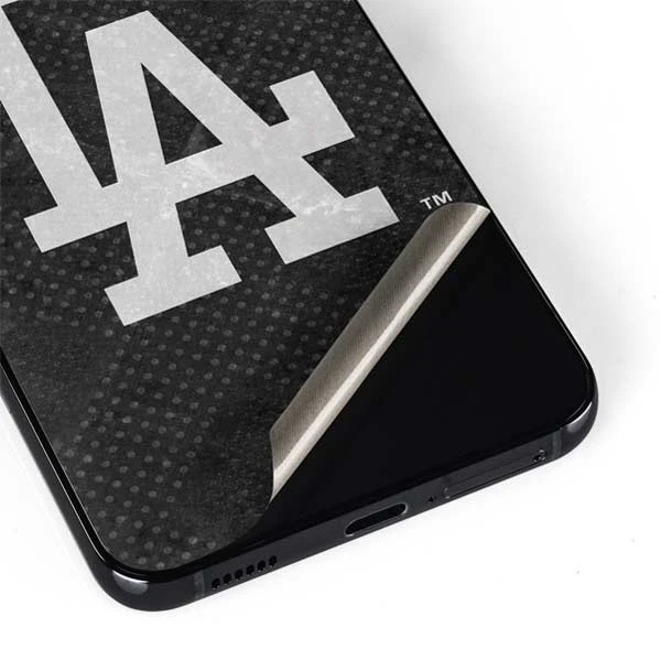 MLB Los Angeles Dodgers Dark Wash Galaxy S22 Skin 6 MLB Los Angeles Dodgers Dark Wash Galaxy S22 Skin - Image 4