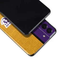 NBA Los Angeles Lakers Canvas Galaxy S21 5G Skin -Skinit Store los angeles lakers canvas galaxy s21 5g skin 1613625676 SKNCVSNBA14GLXY21 PR 03