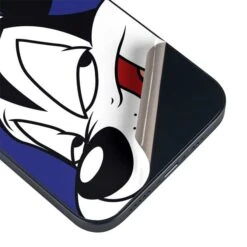 Looney Tunes Pepe Le Pew Zoomed In IPhone 14 Plus Skin -Skinit Store pepe le pew zoomed in iphone 14 plus skin 1662574885 SKNXLONEY64IPH14M PR 03
