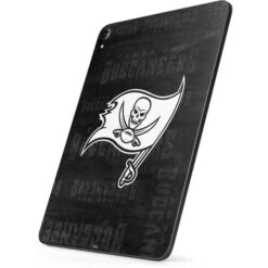 NFL Tampa Bay Buccaneers Black & White Apple IPad Pro Skin -Skinit Store tampa bay buccaneers black white ipad pro 11in 2018 2019 skin 1606495479 SKNNFLBWH30IPRO11 PR 02